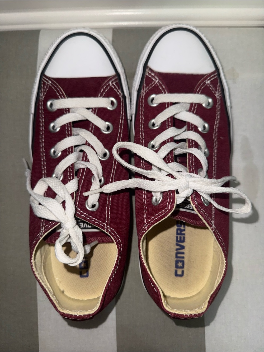 Converse Chuck Taylor All Star Low Top Sneakers - Burgundy - Picture 4 of 8